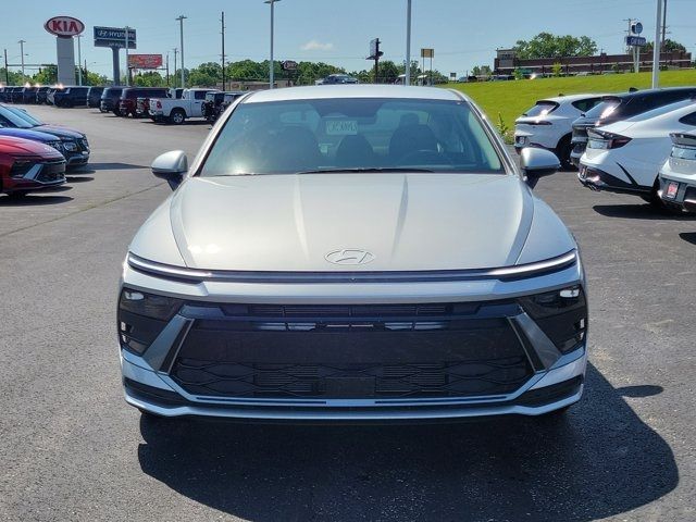 2025 Hyundai Sonata SE