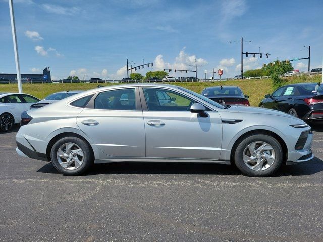 2025 Hyundai Sonata SE