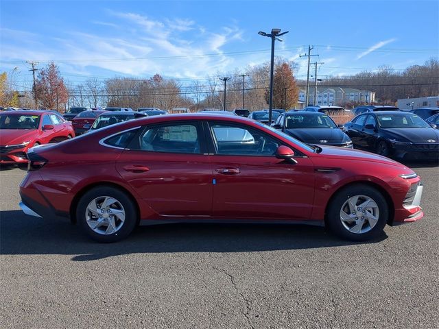 2025 Hyundai Sonata SE