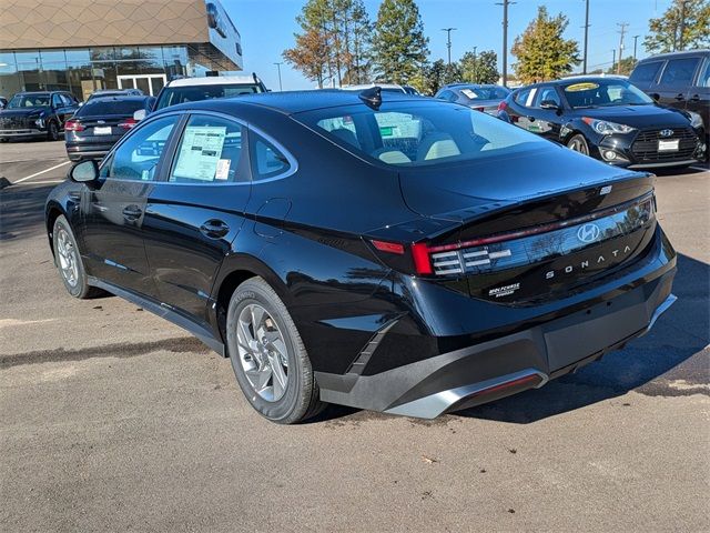 2025 Hyundai Sonata SE