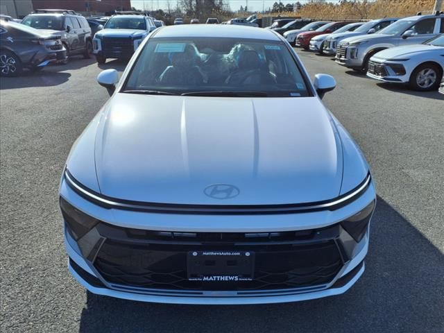2025 Hyundai Sonata SE