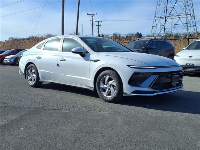2025 Hyundai Sonata SE
