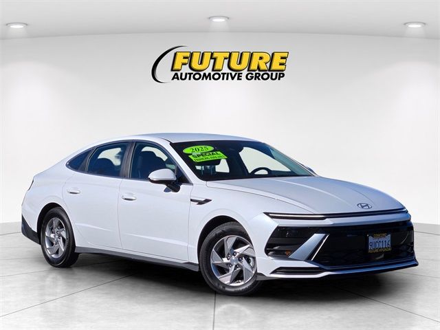 2025 Hyundai Sonata SE