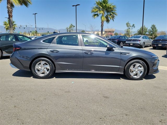 2025 Hyundai Sonata SE