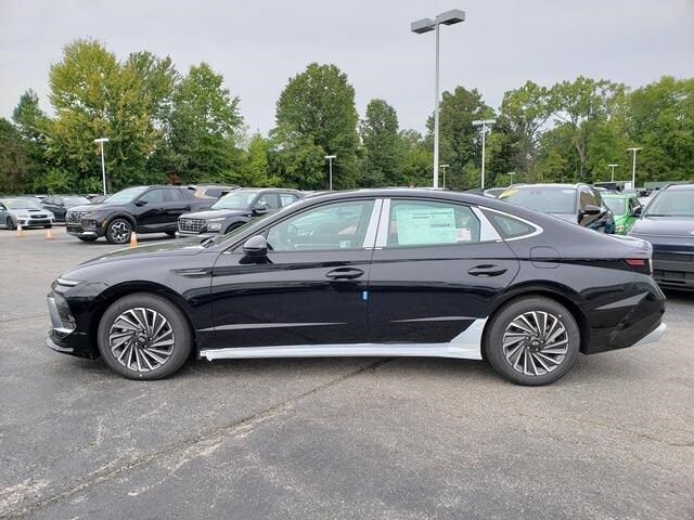 2025 Hyundai Sonata Hybrid SEL