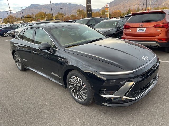 2025 Hyundai Sonata Hybrid Limited