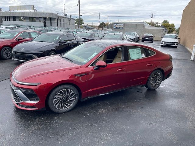 2025 Hyundai Sonata Hybrid Limited