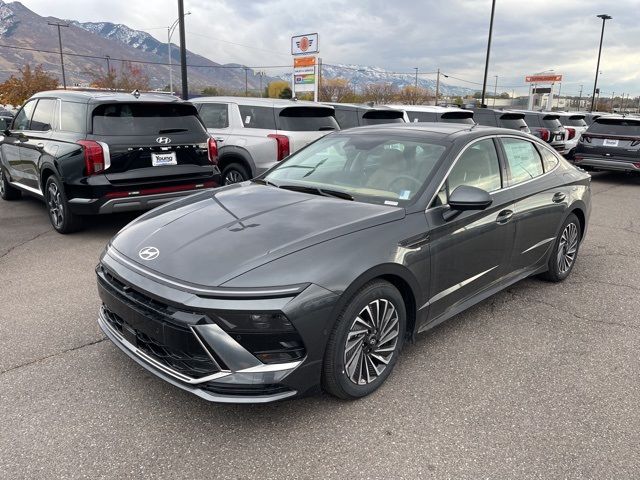 2025 Hyundai Sonata Hybrid Limited