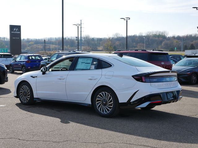 2025 Hyundai Sonata Hybrid Limited