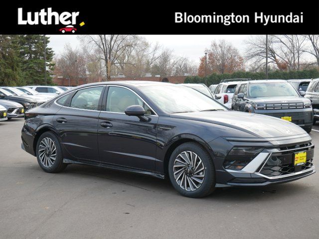 2025 Hyundai Sonata Hybrid Limited