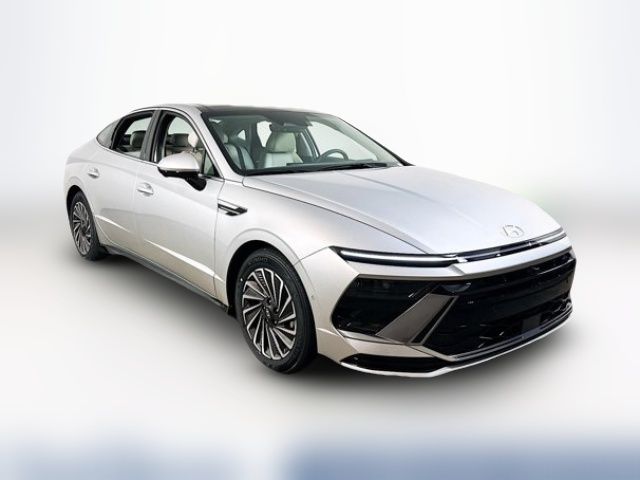 2025 Hyundai Sonata Hybrid Limited