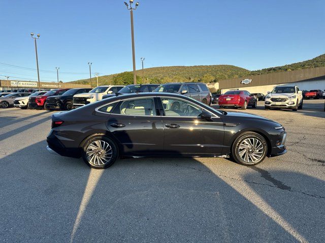 2025 Hyundai Sonata Hybrid Limited