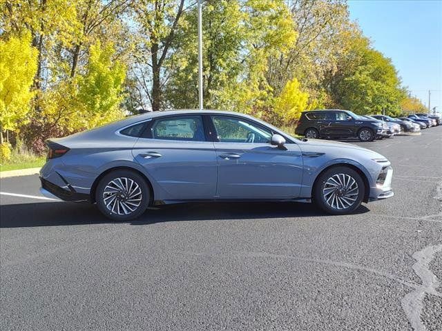 2025 Hyundai Sonata Hybrid Limited