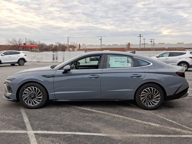 2025 Hyundai Sonata Hybrid Limited