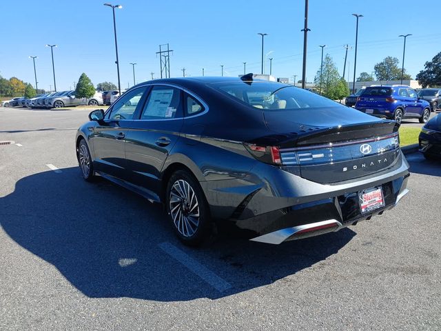 2025 Hyundai Sonata Hybrid Limited