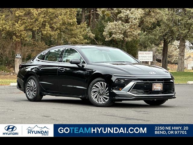 2025 Hyundai Sonata Hybrid Limited