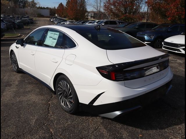 2025 Hyundai Sonata Hybrid Limited