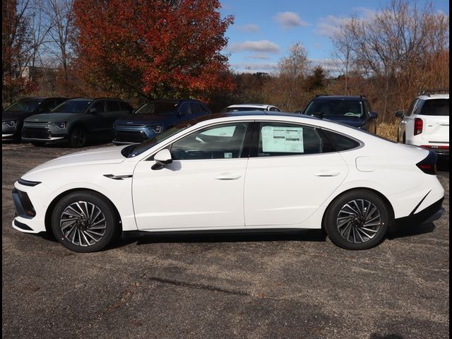 2025 Hyundai Sonata Hybrid Limited