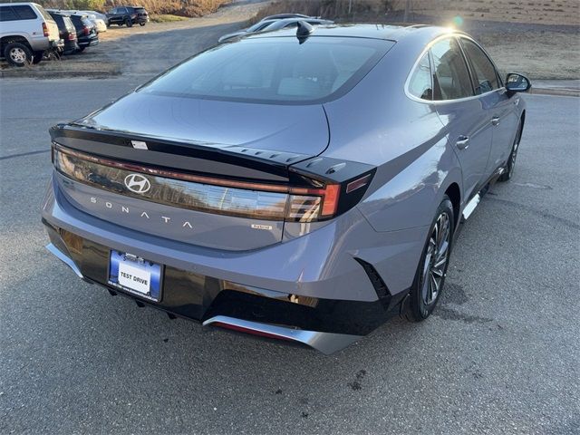 2025 Hyundai Sonata Hybrid Limited