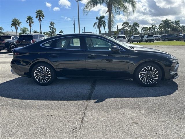 2025 Hyundai Sonata Hybrid Limited