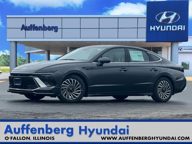 2025 Hyundai Sonata Hybrid Limited