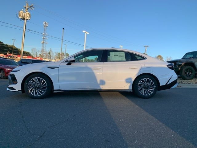 2025 Hyundai Sonata Hybrid Limited