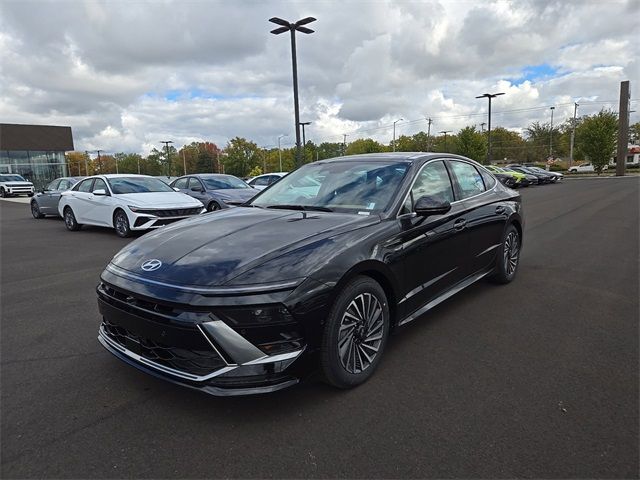 2025 Hyundai Sonata Hybrid Limited