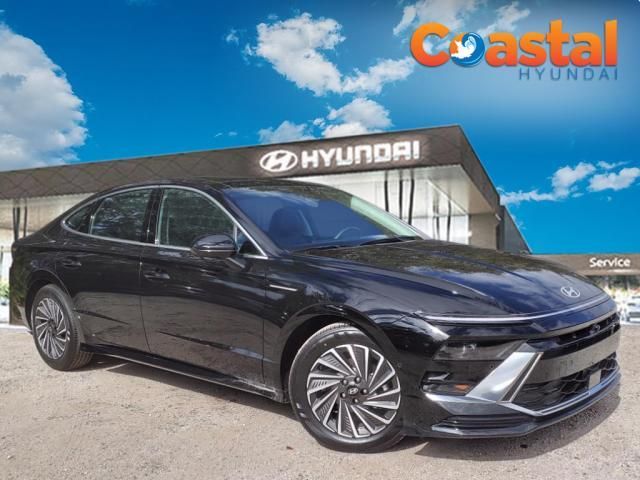 2025 Hyundai Sonata Hybrid Limited