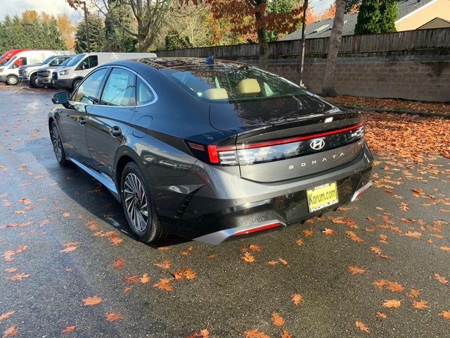 2025 Hyundai Sonata Hybrid Limited