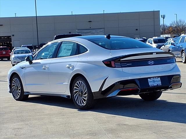 2025 Hyundai Sonata Hybrid Limited