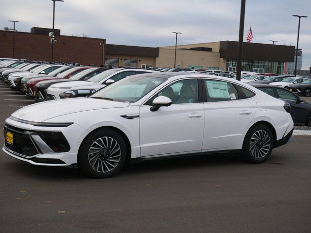 2025 Hyundai Sonata Hybrid Limited