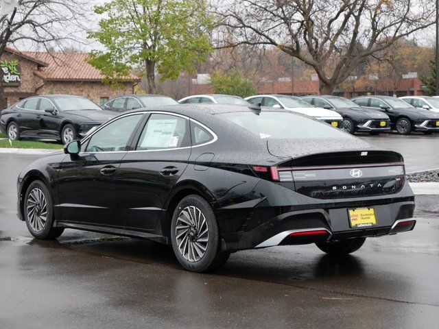 2025 Hyundai Sonata Hybrid Limited