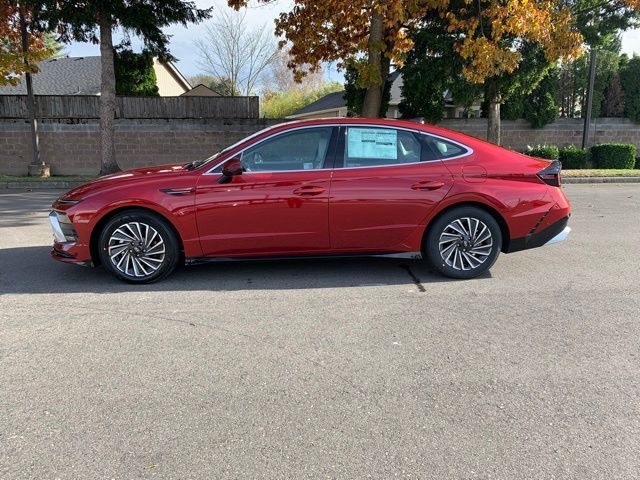 2025 Hyundai Sonata Hybrid Limited