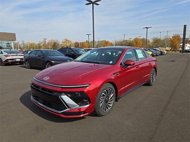 2025 Hyundai Sonata Hybrid Limited