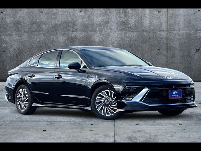 2025 Hyundai Sonata Hybrid Limited