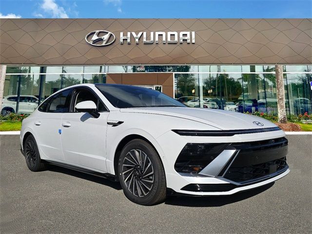 2025 Hyundai Sonata Hybrid Limited