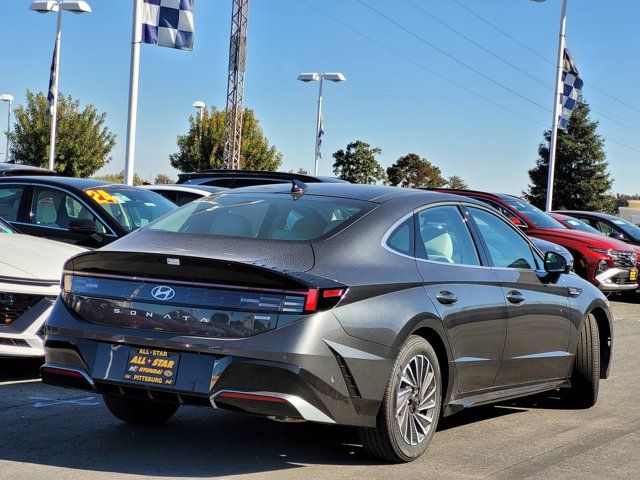 2025 Hyundai Sonata Hybrid Limited