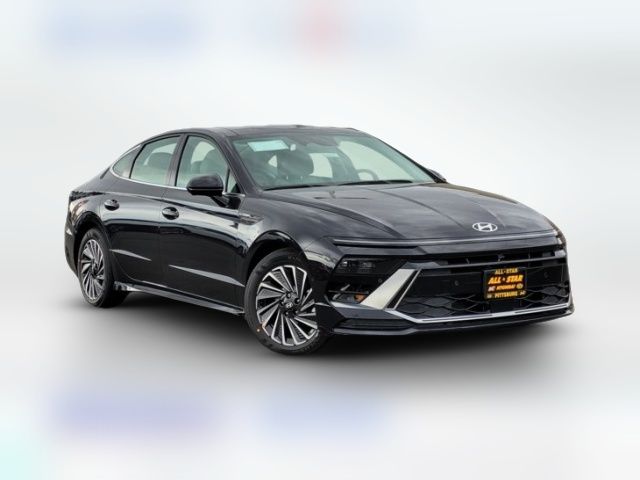 2025 Hyundai Sonata Hybrid Limited