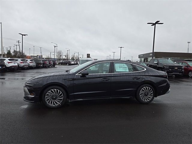 2025 Hyundai Sonata Hybrid Limited