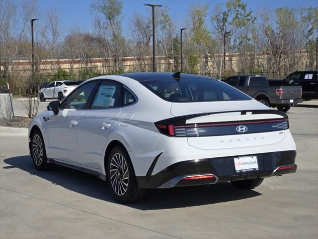 2025 Hyundai Sonata Hybrid Limited