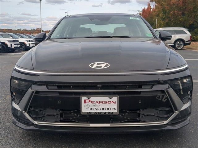 2025 Hyundai Sonata Hybrid Limited