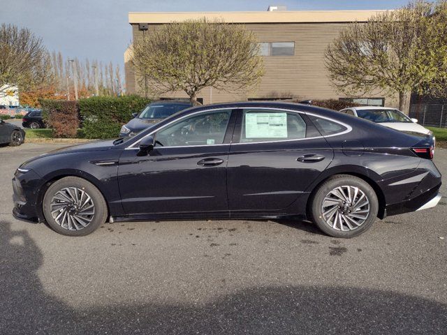 2025 Hyundai Sonata Hybrid Limited