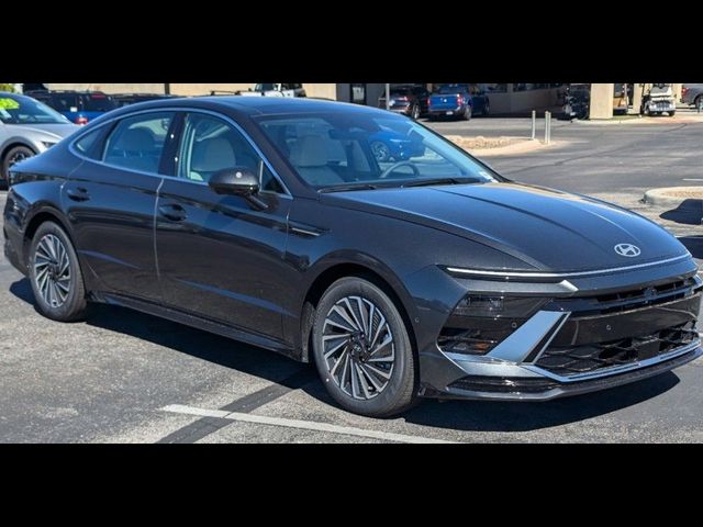 2025 Hyundai Sonata Hybrid Limited