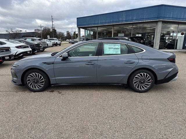 2025 Hyundai Sonata Hybrid Limited