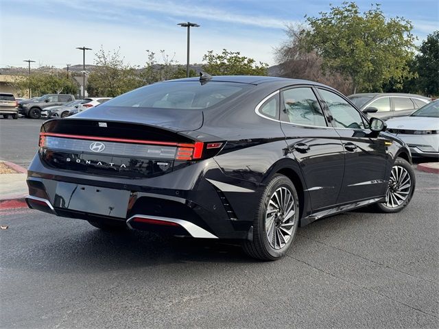 2025 Hyundai Sonata Hybrid Limited