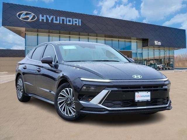 2025 Hyundai Sonata Hybrid Limited