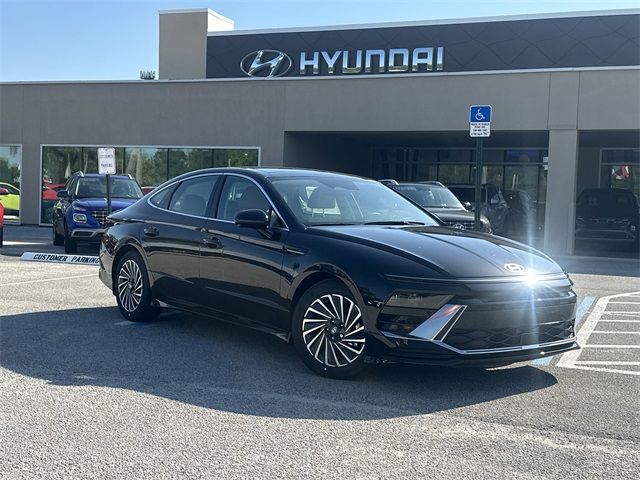 2025 Hyundai Sonata Hybrid Limited