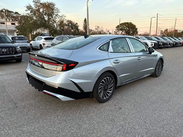 2025 Hyundai Sonata Hybrid Limited