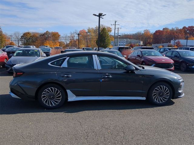 2025 Hyundai Sonata Hybrid Limited