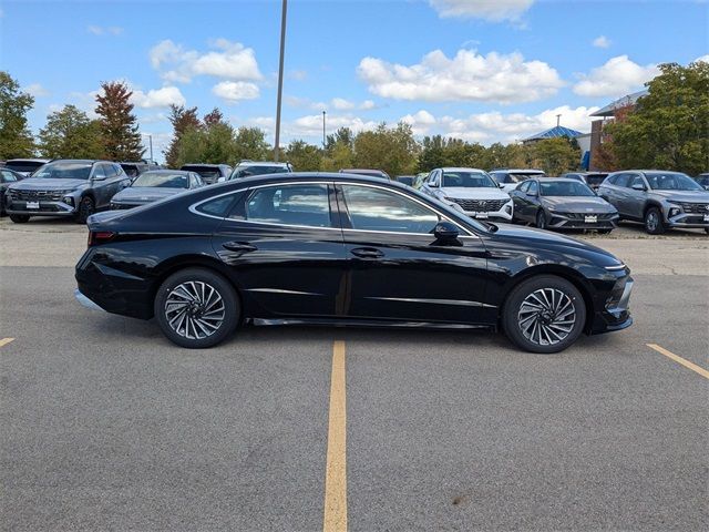 2025 Hyundai Sonata Hybrid Limited